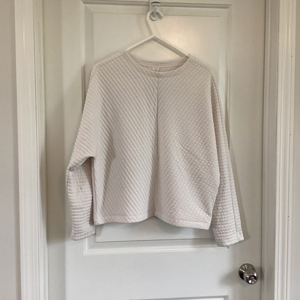 A new day quilted  sweatshirt size medium